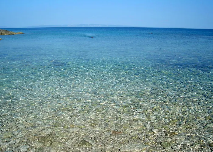 Family Friendly House With A Parking Space - 22738 풀라